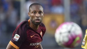Frosinone - 12/09/2015 - Stadio Matusa - Campionato Serie A 2015-2016 - Frosinone vs AS Roma - nella foto: Seydou Keita e Raman Chibsah  / Ph. Fabrizio Corradetti - Ag. Aldo Liverani Sas