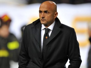 BOLOGNA, ITALY - NOVEMBER 08:  Luciano Spalletti, manager of Roma during the Serie A match between Bologna and Roma at the Stadio Dall'Ara  on November 08, 2008 in Bologna, Italy. (Photo by New Press/Getty Images) *** Local Caption *** Luciano Spalletti